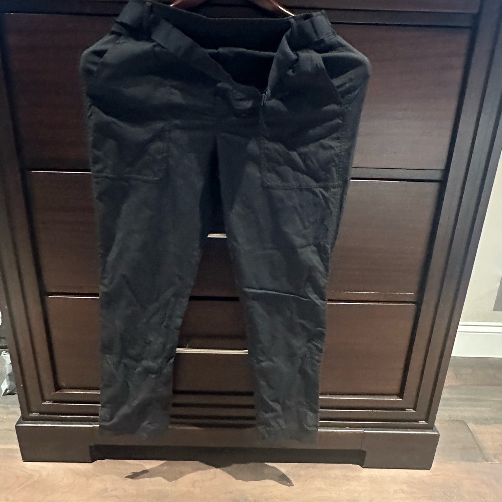 Athleta Trekkie pants size 4